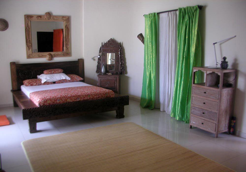 Frangipani Beach Hotel Ловіна Екстер'єр фото